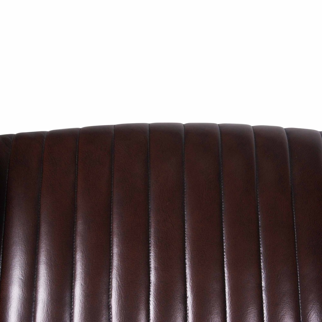 Classic Collection Bugatti Accent Chair Leather Detail